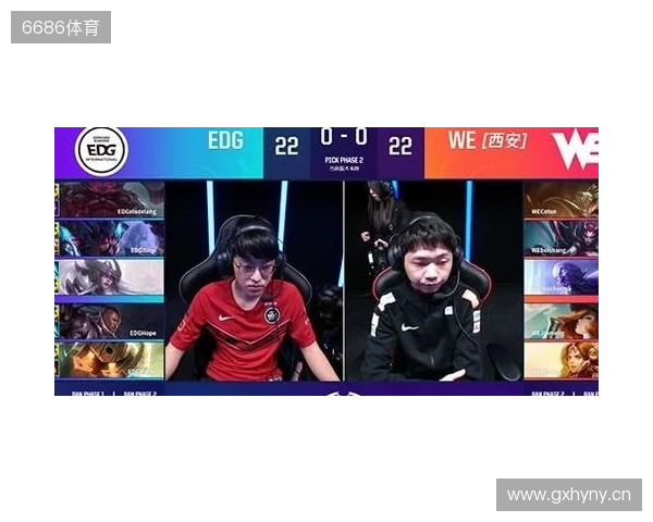 哥俩好!王钰栋评论蒯纪闻社媒 真帅兄弟;后者回复 你不在太孤单 哥俩好!王钰栋评论蒯纪闻社媒 真帅兄弟;后者回复 你不在太孤单